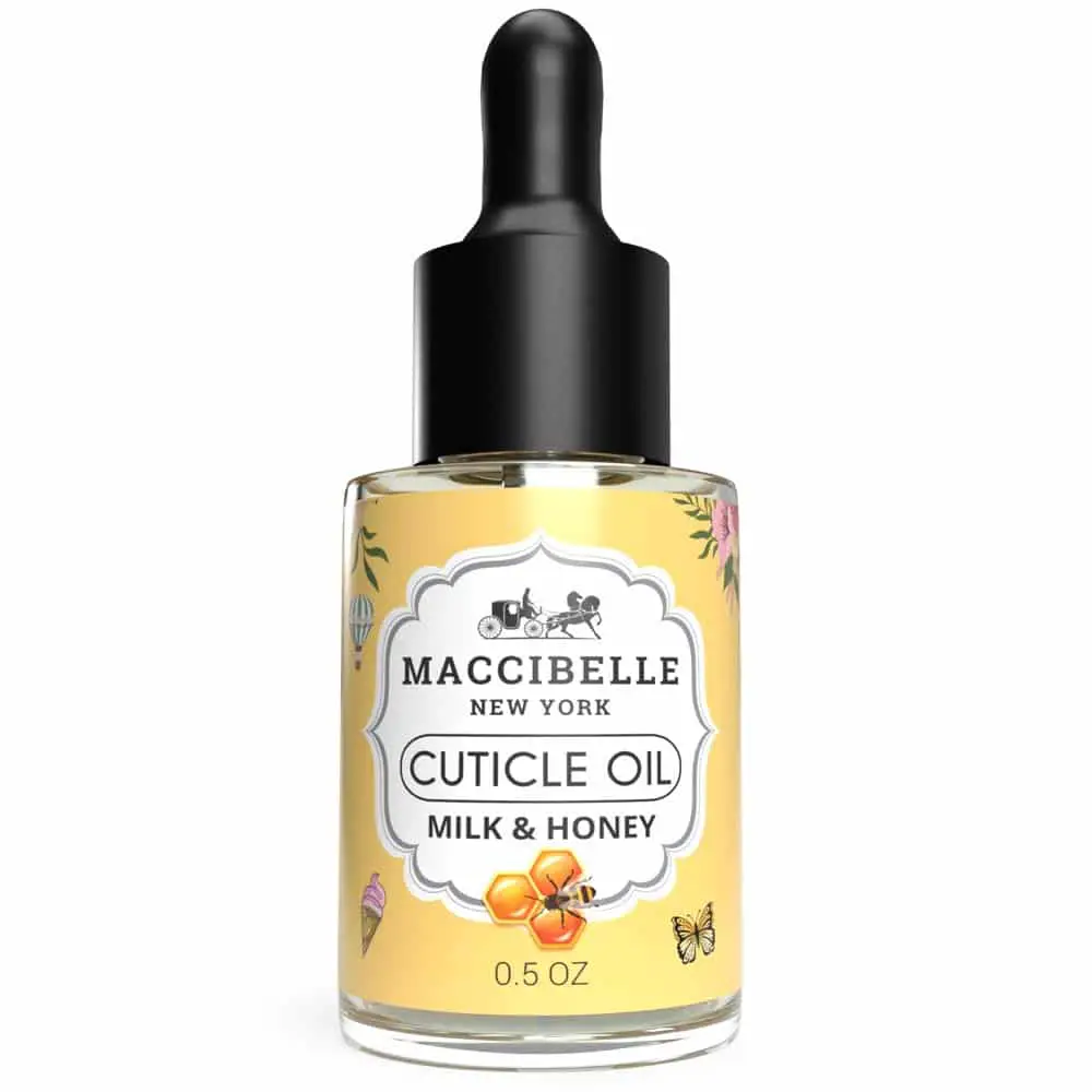 Maccibelle Cuticle Oil smells like honey.